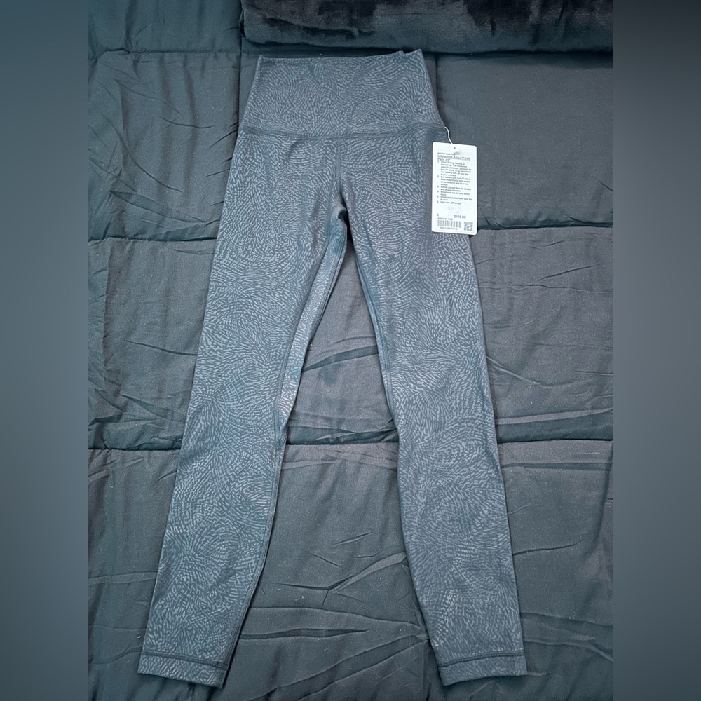 black lululemon align leggings